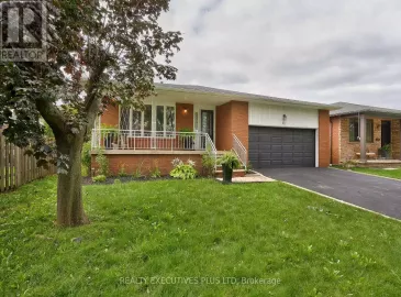 311 Ulric Crescent, Oakville, Ontario L6K3R3, 5 Bedrooms Bedrooms, ,3 BathroomsBathrooms,Single Family,For Sale,Ulric,W7244274