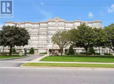 495 #8 Highway, Hamilton, Ontario L8G5E1, 2 Bedrooms Bedrooms, ,2 BathroomsBathrooms,Single Family,For Sale,#8 Highway,X7244286