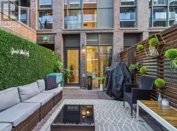 1331 Queen Street, Toronto, Ontario M4L0B1, 3 Bedrooms Bedrooms, ,3 BathroomsBathrooms,Single Family,For Lease,Queen,E7245038 1331 Queen Street, Toronto, Ontario M4L0B1, 3 Bedrooms Bedrooms, ,3 BathroomsBathrooms,Single Family,For Lease,Queen,E7245038