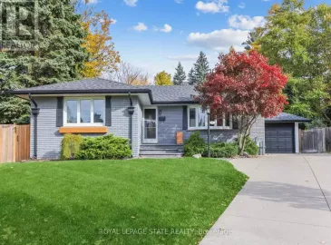57 Middle Crest Street, Hamilton, Ontario L9G2P5, 4 Bedrooms Bedrooms, ,2 BathroomsBathrooms,Single Family,For Sale,Middle Crest,X7249912