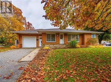 184 HARRIS Street, Delhi, Ontario N4B1K2, 3 Bedrooms Bedrooms, ,1 BathroomBathrooms,Single Family,For Sale,HARRIS,40506050