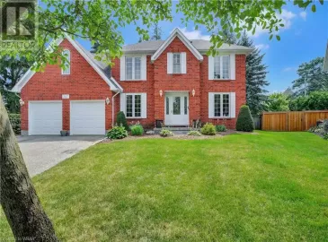 387 STRAWBERRY Crescent, Waterloo, Ontario N2K3J4, 5 Bedrooms Bedrooms, ,4 BathroomsBathrooms,Single Family,For Sale,STRAWBERRY,40507235 387 STRAWBERRY Crescent, Waterloo, Ontario N2K3J4, 5 Bedrooms Bedrooms, ,4 BathroomsBathrooms,Single Family,For Sale,STRAWBERRY,40507235