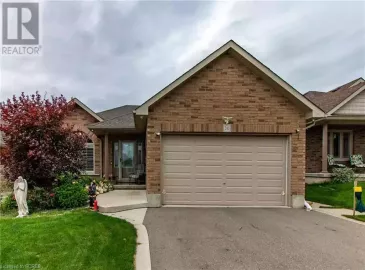 240 DONLY Drive, Simcoe, Ontario N3Y0B7, 2 Bedrooms Bedrooms, ,1 BathroomBathrooms,Single Family,For Sale,DONLY,40509046