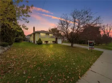 Hamilton, Ontario L0R1C0, 4 Bedrooms Bedrooms, ,1 BathroomBathrooms,Single Family,For Sale,H4178671