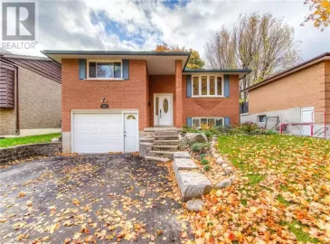 271 THORNCREST Drive, Waterloo, Ontario N2L4L2, 4 Bedrooms Bedrooms, ,2 BathroomsBathrooms,Single Family,For Lease,THORNCREST,40509095