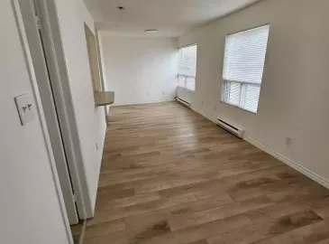 102 Greensides, Toronto, Ontario M6C1B9, ,1 BathroomBathrooms,Multi-family,For Lease,Greensides,C7272802 102 Greensides, Toronto, Ontario M6C1B9, ,1 BathroomBathrooms,Multi-family,For Lease,Greensides,C7272802