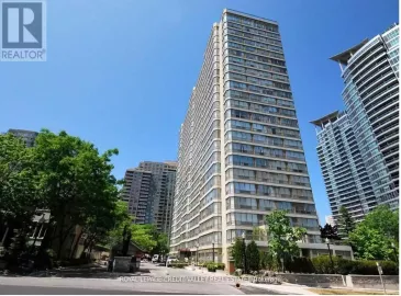 55 Elm Drive, Mississauga, Ontario L5B3Z3, 3 Bedrooms Bedrooms, ,2 BathroomsBathrooms,Single Family,For Lease,Elm,W7273166