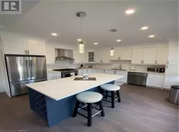 3205 MOSLEY Street, Wasaga Beach, Ontario L9Z1V4, 3 Bedrooms Bedrooms, ,3 BathroomsBathrooms,Single Family,For Lease,MOSLEY,40508772