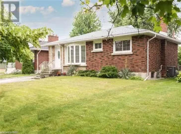 53 PARKDALE (MAIN FLOOR APARTMENT) Drive, Thorold, Ontario L2V2N7, 3 Bedrooms Bedrooms, ,1 BathroomBathrooms,Single Family,For Lease,PARKDALE (MAIN FLOOR APARTMENT),40509343 53 PARKDALE (MAIN FLOOR APARTMENT) Drive, Thorold, Ontario L2V2N7, 3 Bedrooms Bedrooms, ,1 BathroomBathrooms,Single Family,For Lease,PARKDALE (MAIN FLOOR APARTMENT),40509343
