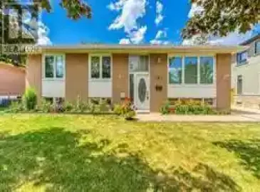 585 Valley Drive, Oakville, Ontario L6L4L9, 3 Bedrooms Bedrooms, ,1 BathroomBathrooms,Single Family,For Lease,Valley,W7273890