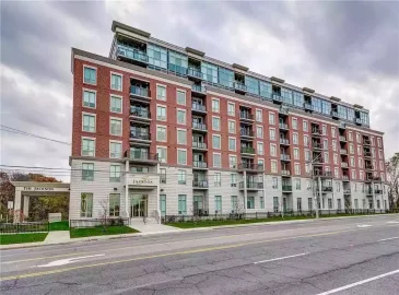 Hamilton, ON L8E0B8, 2 Bedrooms Bedrooms, ,2 BathroomsBathrooms,Single Family,For Sale,H4179223