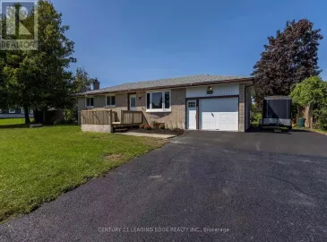 684 Skyline Road, Smith-Ennismore-Lakefield, ON K0L1T0, 4 Bedrooms Bedrooms, ,1 BathroomBathrooms,Single Family,For Sale,Skyline,X6785192