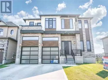 40 GRANDVILLE Circle, Paris, ON N3L0J3, 6 Bedrooms Bedrooms, ,6 BathroomsBathrooms,Single Family,For Sale,GRANDVILLE,40477676