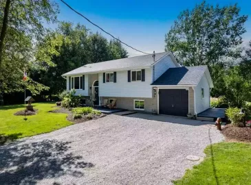 Dunnville, Ontario N1A2W7, 3 Bedrooms Bedrooms, ,2 BathroomsBathrooms,Single Family,For Sale,H4173171