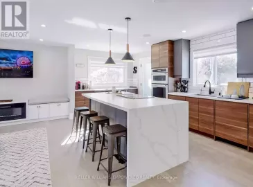 646 Simcoe Road, Bradford West Gwillimbury, ON L3Z4A9, 3 Bedrooms Bedrooms, ,3 BathroomsBathrooms,Single Family,For Sale,Simcoe,N6790846 646 Simcoe Road, Bradford West Gwillimbury, ON L3Z4A9, 3 Bedrooms Bedrooms, ,3 BathroomsBathrooms,Single Family,For Sale,Simcoe,N6790846