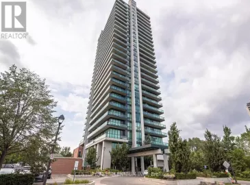 100 John Street, Brampton, Ontario L6W0A8, 3 Bedrooms Bedrooms, ,3 BathroomsBathrooms,Single Family,For Sale,John,W6813032