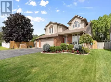4015 WEINBRENNER Road, Niagara Falls, ON L2G7X9, 4 Bedrooms Bedrooms, ,3 BathroomsBathrooms,Single Family,For Sale,WEINBRENNER,40481851