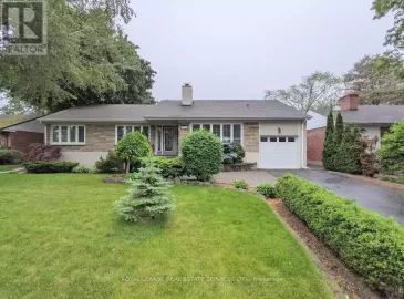 1602 Lincolnshire Boulevard, Mississauga, ON L5E2S7, 6 Bedrooms Bedrooms, ,2 BathroomsBathrooms,Single Family,For Sale,Lincolnshire,W7002488 1602 Lincolnshire Boulevard, Mississauga, ON L5E2S7, 6 Bedrooms Bedrooms, ,2 BathroomsBathrooms,Single Family,For Sale,Lincolnshire,W7002488