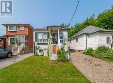 10 Ansell, Toronto, Ontario M8W3P8, 2 Bedrooms Bedrooms, ,3 BathroomsBathrooms,Single Family,For Sale,Ansell,W7003524