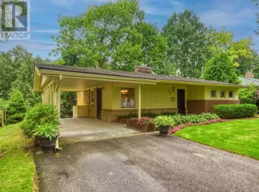 968 Glen Acres Court, Burlington, ON L7T3C9, 4 Bedrooms Bedrooms, ,2 BathroomsBathrooms,Single Family,For Sale,Glen Acres,W7003212