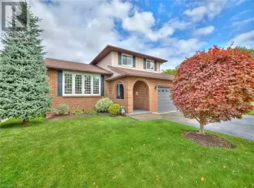 52 GLEN PARK Court, Welland, ON L3C6J8, 3 Bedrooms Bedrooms, ,4 BathroomsBathrooms,Single Family,For Sale,GLEN PARK,40484200