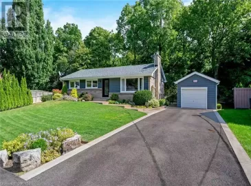 306 GARDENVIEW Drive, Burlington, ON L7T1K6, 4 Bedrooms Bedrooms, ,2 BathroomsBathrooms,Single Family,For Sale,GARDENVIEW,40485196