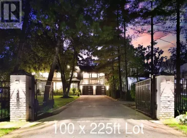 200 Chartwell Road, Oakville, ON L6J3Z8, 5 Bedrooms Bedrooms, ,7 BathroomsBathrooms,Single Family,For Sale,Chartwell,W7028046