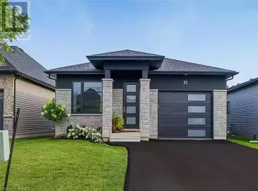 37 KENSINGTON Street, Welland, ON L3C0G4, 3 Bedrooms Bedrooms, ,3 BathroomsBathrooms,Single Family,For Sale,KENSINGTON,40490079