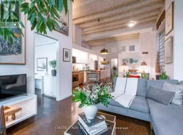 21 Nassau Street, Toronto, ON M5T3K6, 4 Bedrooms Bedrooms, ,2 BathroomsBathrooms,Single Family,For Sale,Nassau,C7029502