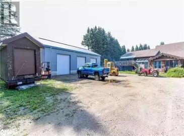 5870 SUNNIDALE CONCESSION 2 RD Road, Clearview, ON L0M1N0, 3 Bedrooms Bedrooms, ,3 BathroomsBathrooms,Single Family,For Sale,SUNNIDALE CONCESSION 2 RD,40490473