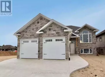 612 26th, Hanover, ON N4N3B8, 2 Bedrooms Bedrooms, ,2 BathroomsBathrooms,Single Family,For Sale,26th,X7029978