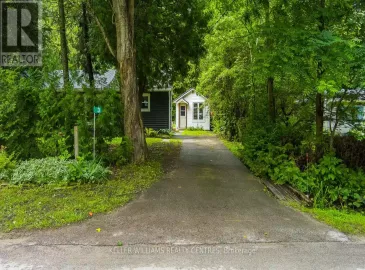 3 George Street, Saugeen Shores, Ontario N0H2C6, 2 Bedrooms Bedrooms, ,1 BathroomBathrooms,Single Family,For Sale,George,X7030390