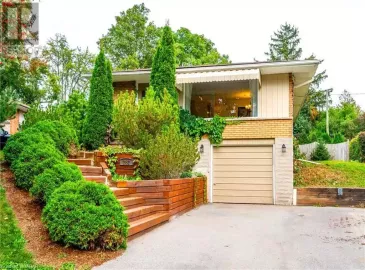 282 LANGFORD Place, Waterloo, Ontario N2J3S8, 4 Bedrooms Bedrooms, ,2 BathroomsBathrooms,Single Family,For Sale,LANGFORD,40489327