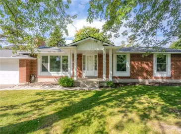Crystal Beach, ON L0S1B0, 4 Bedrooms Bedrooms, ,2 BathroomsBathrooms,Single Family,For Sale,H4175926