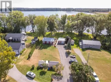 112 Bush Lane, Prince Edward County, Ontario K0K1T0, 3 Bedrooms Bedrooms, ,2 BathroomsBathrooms,Single Family,For Sale,Bush,X7051714