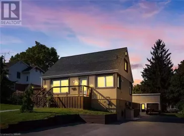 70 STANLEY Street, Cambridge, ON N1S2A6, 4 Bedrooms Bedrooms, ,3 BathroomsBathrooms,Single Family,For Sale,STANLEY,40490176