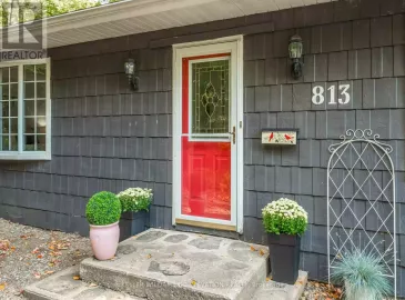 813 Midland Point Road, Midland, ON L4R5G1, 3 Bedrooms Bedrooms, ,3 BathroomsBathrooms,Single Family,For Sale,Midland Point,S7057322
