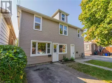 137 GARNER Avenue, Welland, ON L3B2Y1, 4 Bedrooms Bedrooms, ,2 BathroomsBathrooms,Multi-family,For Sale,GARNER,40495498 137 GARNER Avenue, Welland, ON L3B2Y1, 4 Bedrooms Bedrooms, ,2 BathroomsBathrooms,Multi-family,For Sale,GARNER,40495498