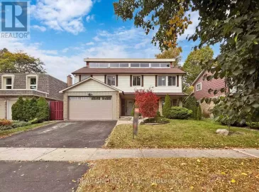 160 Ramona Boulevard, Markham, ON L3P2K8, 8 Bedrooms Bedrooms, ,6 BathroomsBathrooms,Single Family,For Sale,Ramona,N7058390 160 Ramona Boulevard, Markham, ON L3P2K8, 8 Bedrooms Bedrooms, ,6 BathroomsBathrooms,Single Family,For Sale,Ramona,N7058390