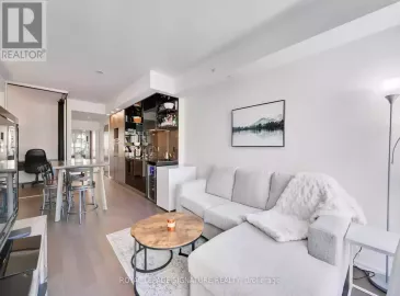 70 Temperance Street, Toronto, ON M5H0B1, 3 Bedrooms Bedrooms, ,2 BathroomsBathrooms,Single Family,For Sale,Temperance,C7058828