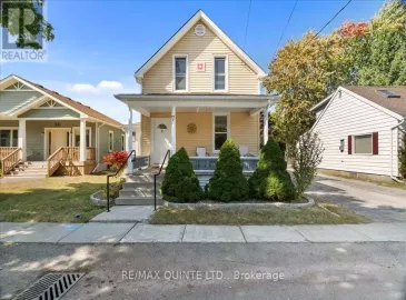 7 Century Drive, Prince Edward County, Ontario K0K2T0, 2 Bedrooms Bedrooms, ,1 BathroomBathrooms,Single Family,For Sale,Century,X7059546
