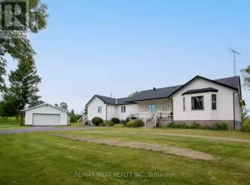 2075 Fish Lake Road, Prince Edward County, ON K0K1W0, 5 Bedrooms Bedrooms, ,3 BathroomsBathrooms,Single Family,For Sale,Fish Lake,X7059336