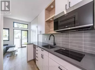 224R East 24th Street, Hamilton, Ontario L8V2Y4, 2 Bedrooms Bedrooms, ,1 BathroomBathrooms,Single Family,For Lease,East 24th,X7061544 224R East 24th Street, Hamilton, Ontario L8V2Y4, 2 Bedrooms Bedrooms, ,1 BathroomBathrooms,Single Family,For Lease,East 24th,X7061544