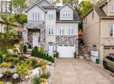 67 BRADLEY Street, St. Catharines, ON L2T1R5, 3 Bedrooms Bedrooms, ,4 BathroomsBathrooms,Single Family,For Sale,BRADLEY,40501962