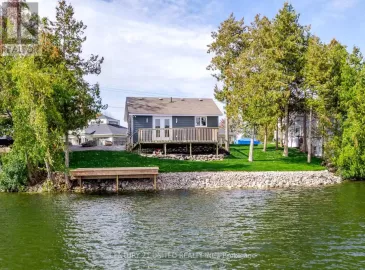 829 Fife's Bay Marina Lane, Smith-Ennismore-Lakefield, Ontario K9J6X3, 2 Bedrooms Bedrooms, ,1 BathroomBathrooms,Single Family,For Sale,Fife's Bay Marina,X7255528