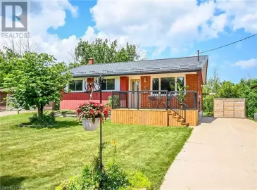 15 HARDWOOD Grove, St. Catharines, Ontario L2P1K3, 4 Bedrooms Bedrooms, ,2 BathroomsBathrooms,Single Family,For Sale,HARDWOOD,40507718 15 HARDWOOD Grove, St. Catharines, Ontario L2P1K3, 4 Bedrooms Bedrooms, ,2 BathroomsBathrooms,Single Family,For Sale,HARDWOOD,40507718