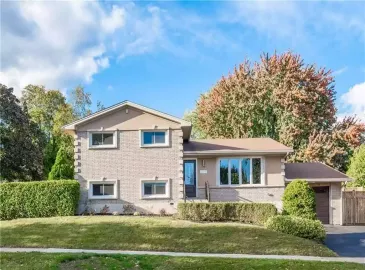 Burlington, ON L7P3K2, 4 Bedrooms Bedrooms, ,3 BathroomsBathrooms,Single Family,For Sale,H4179040