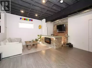 1233 Dundas Street, Toronto, ON M4M1S4, 2 Bedrooms Bedrooms, ,1 BathroomBathrooms,Single Family,For Lease,Dundas,E7274334 1233 Dundas Street, Toronto, ON M4M1S4, 2 Bedrooms Bedrooms, ,1 BathroomBathrooms,Single Family,For Lease,Dundas,E7274334