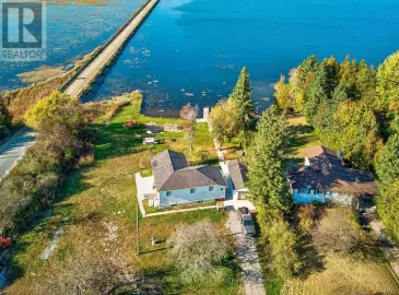 5 Robinson, Kawartha Lakes, Ontario K0M2B0, 6 Bedrooms Bedrooms, ,3 BathroomsBathrooms,Single Family,For Sale,Robinson,X7274766 5 Robinson, Kawartha Lakes, Ontario K0M2B0, 6 Bedrooms Bedrooms, ,3 BathroomsBathrooms,Single Family,For Sale,Robinson,X7274766