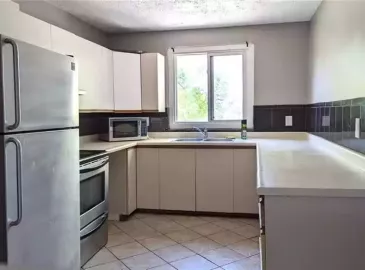 3838 REBSTOCK Road, Fort Erie, Ontario L0S1B0, 3 Bedrooms Bedrooms, ,2 BathroomsBathrooms,Single Family,For Lease,REBSTOCK,40476463